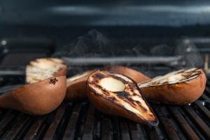Grilled Pears with Mascarpone, Pecans & Honey