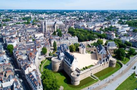 Flights to the city of Nantes