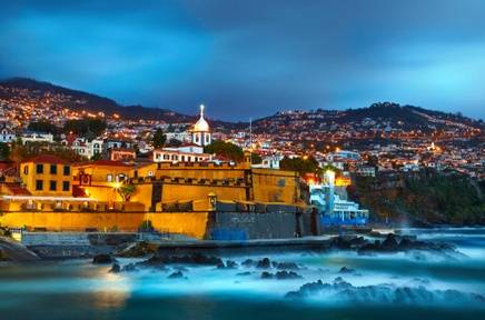 Flights to the city of Funchal