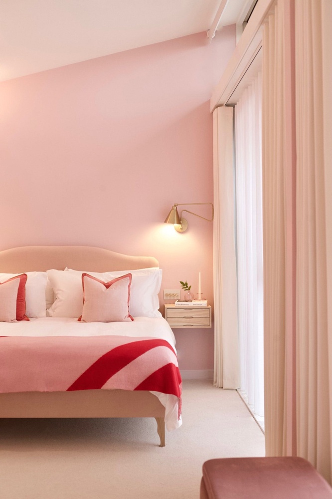 The Best Paint Colours For Bedrooms Ask Experts Lick - What Are The Most Relaxing Colors To Paint A Bedroom