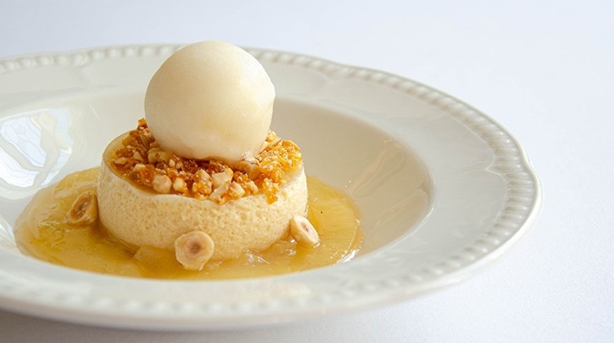 Bavarois of malted milk with pears and hazelnuts