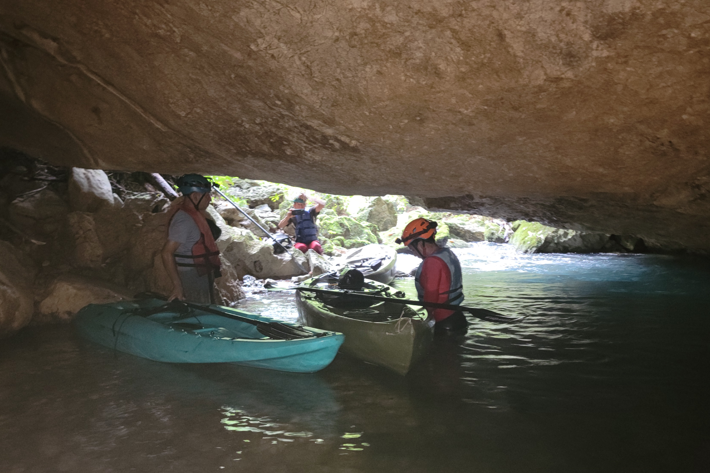 7 Miles cave kayaking in Belize