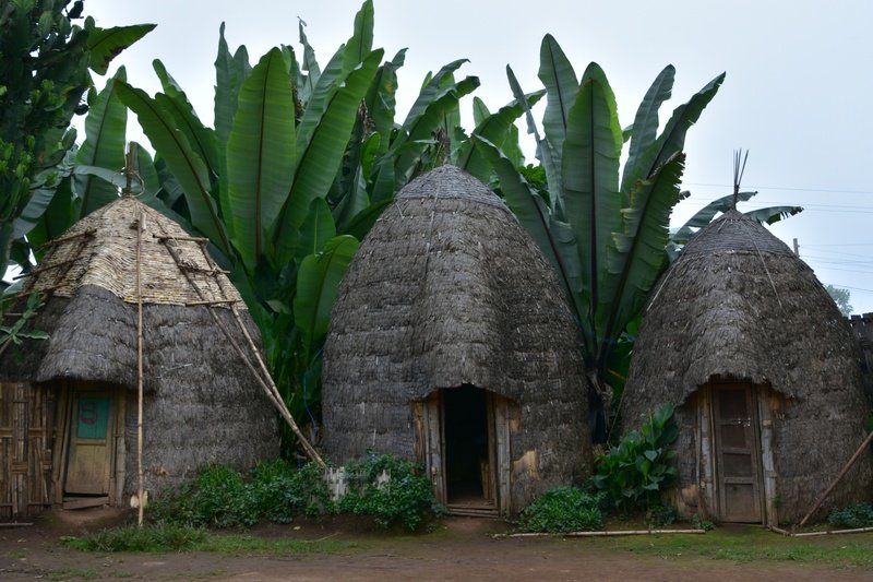 Dorze huts.jpg